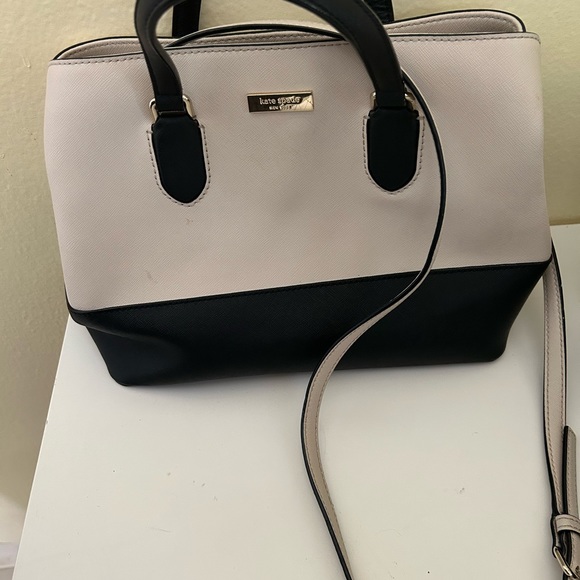 Kate spade hand bag/cross body bag - Picture 3 of 6